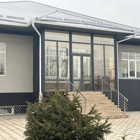 Sunny Hostel Osh Εξωτερικό φωτογραφία