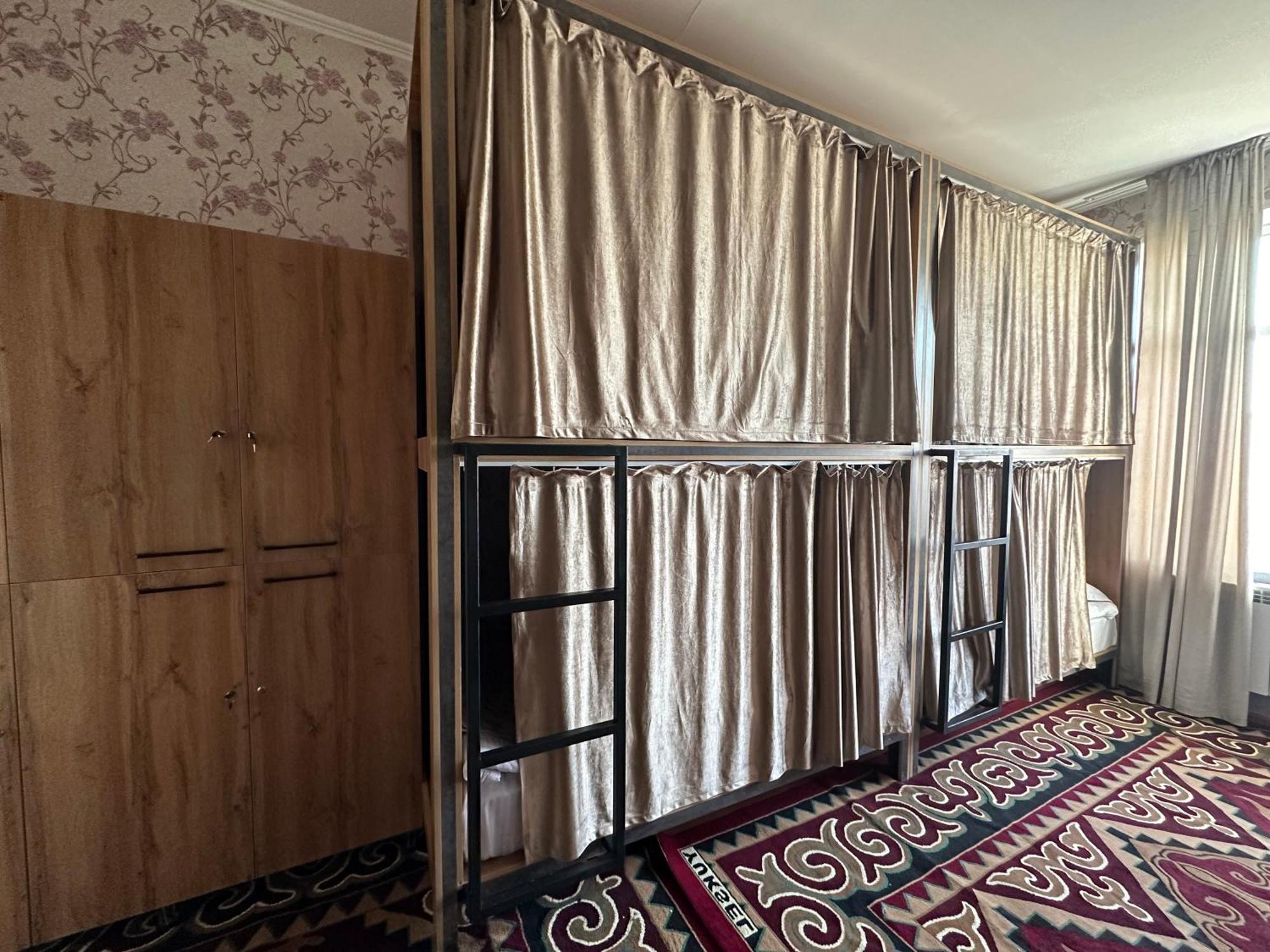 Sunny Hostel Osh Εξωτερικό φωτογραφία