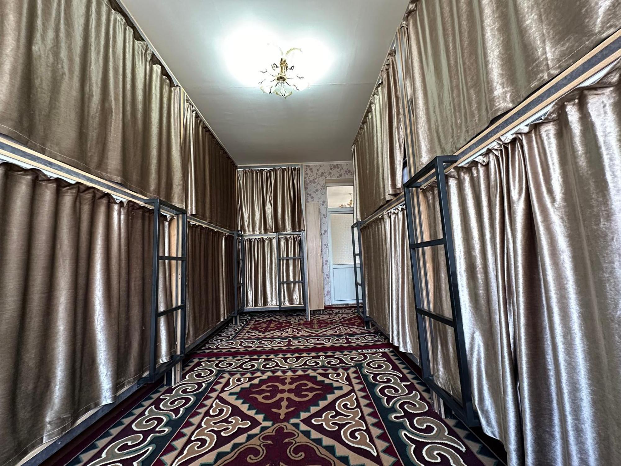 Sunny Hostel Osh Εξωτερικό φωτογραφία