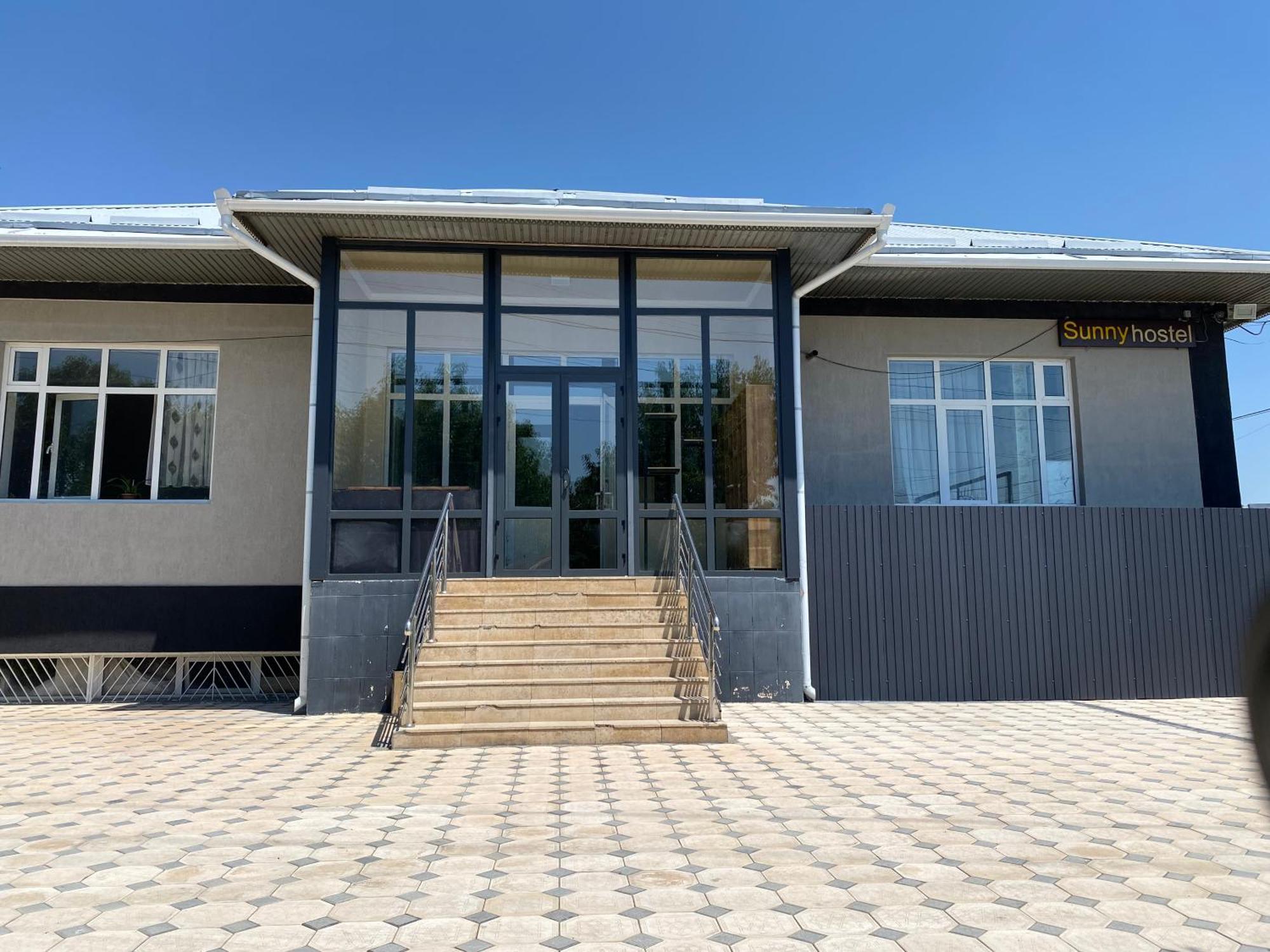 Sunny Hostel Osh Εξωτερικό φωτογραφία